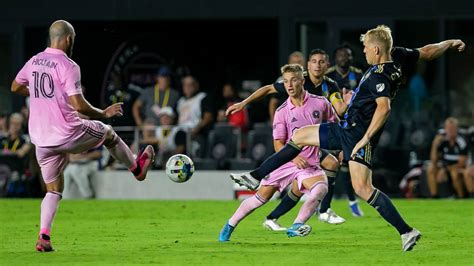 See highlights from Lionel Messi and Inter Miami in their big 4-1 victory over Philadelphia Union advancing to the Leagues Cup final and securing a spot in next year's CONCACAF Champions Cup.... 